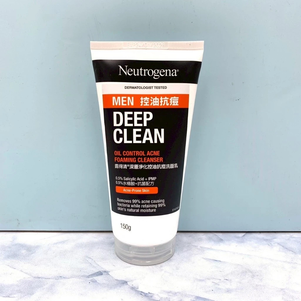 Neutrogena Men Deep Clean Cleanser/Scrub 150g - Acne Cleanser